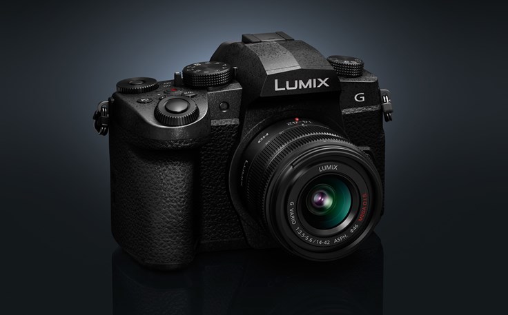 G90 with lens (1).jpg